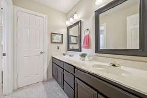 Redstone Dr-3004-037.jpg