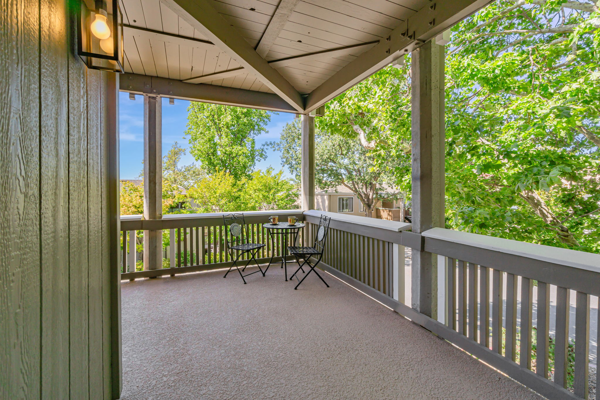 038_2900 Tice Creek Dr