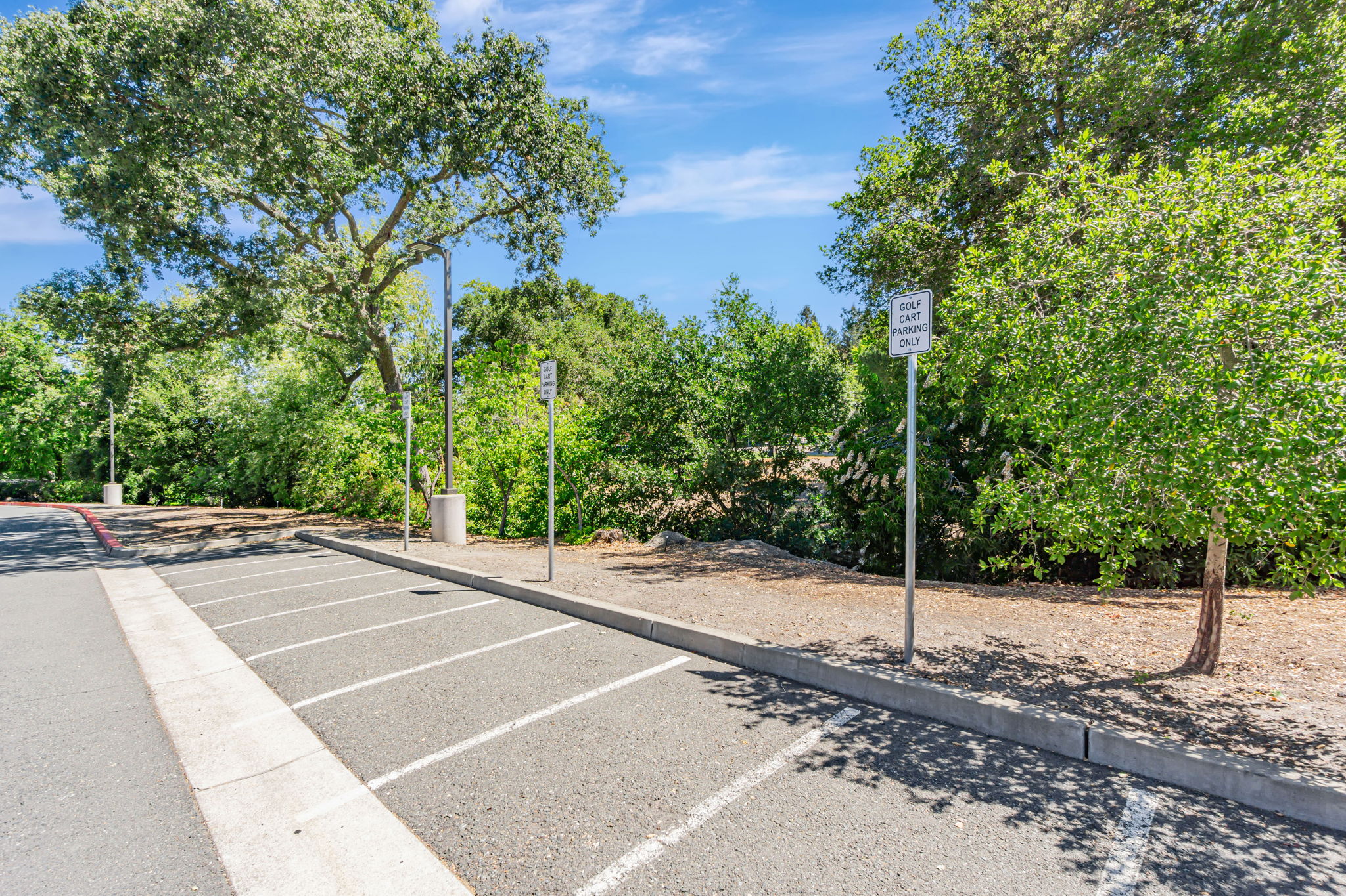 051_2900 Tice Creek Dr