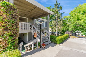 002_2900 Tice Creek Dr