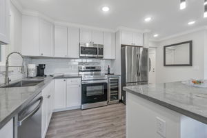 012_2900 Tice Creek Dr