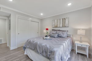 026_2900 Tice Creek Dr