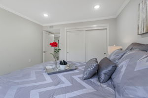 028_2900 Tice Creek Dr