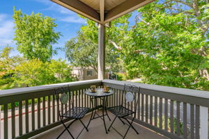 039_2900 Tice Creek Dr