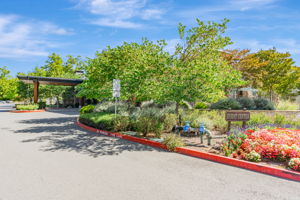 045_2900 Tice Creek Dr