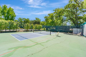 050_2900 Tice Creek Dr