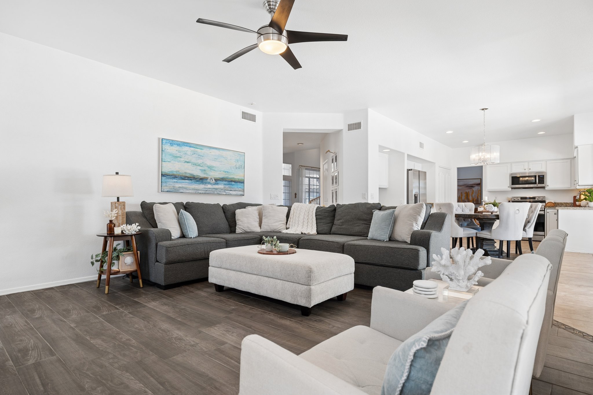 29007 N 45th Way - 002.jpg