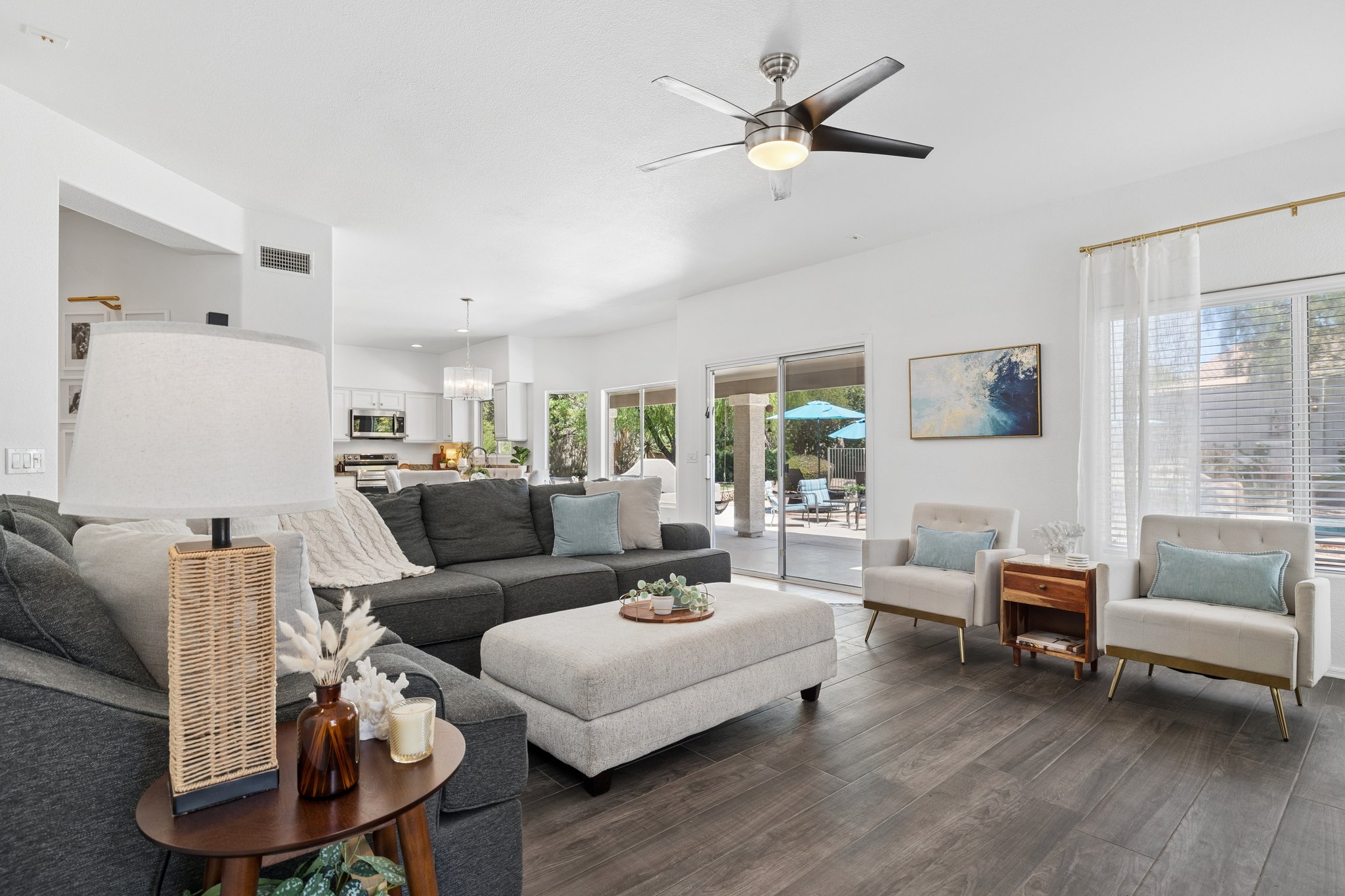 29007 N 45th Way - 003.jpg