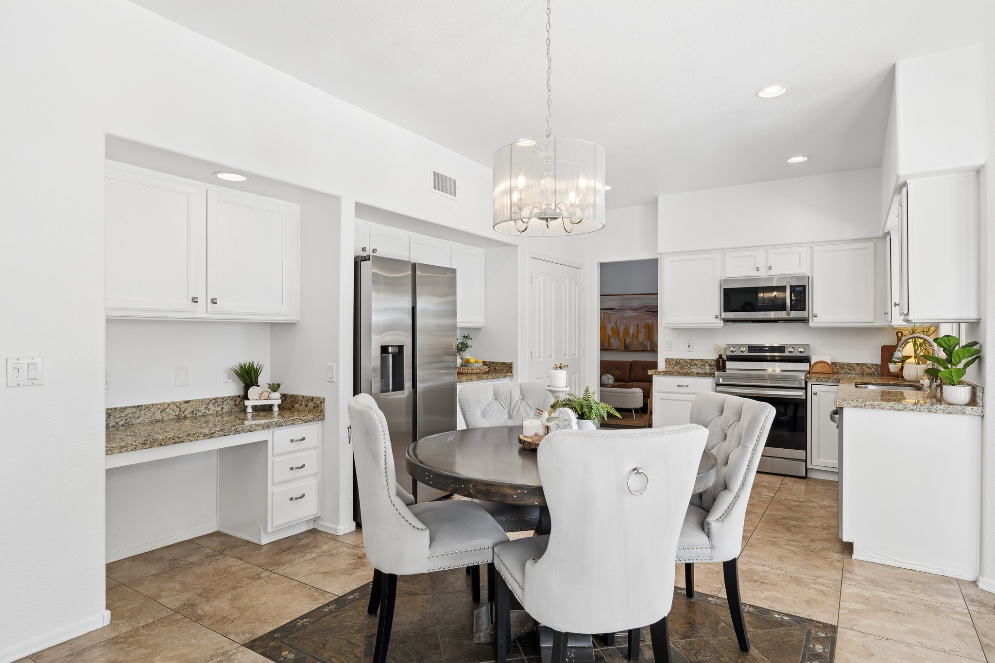 29007 N 45th Way - 009.jpg