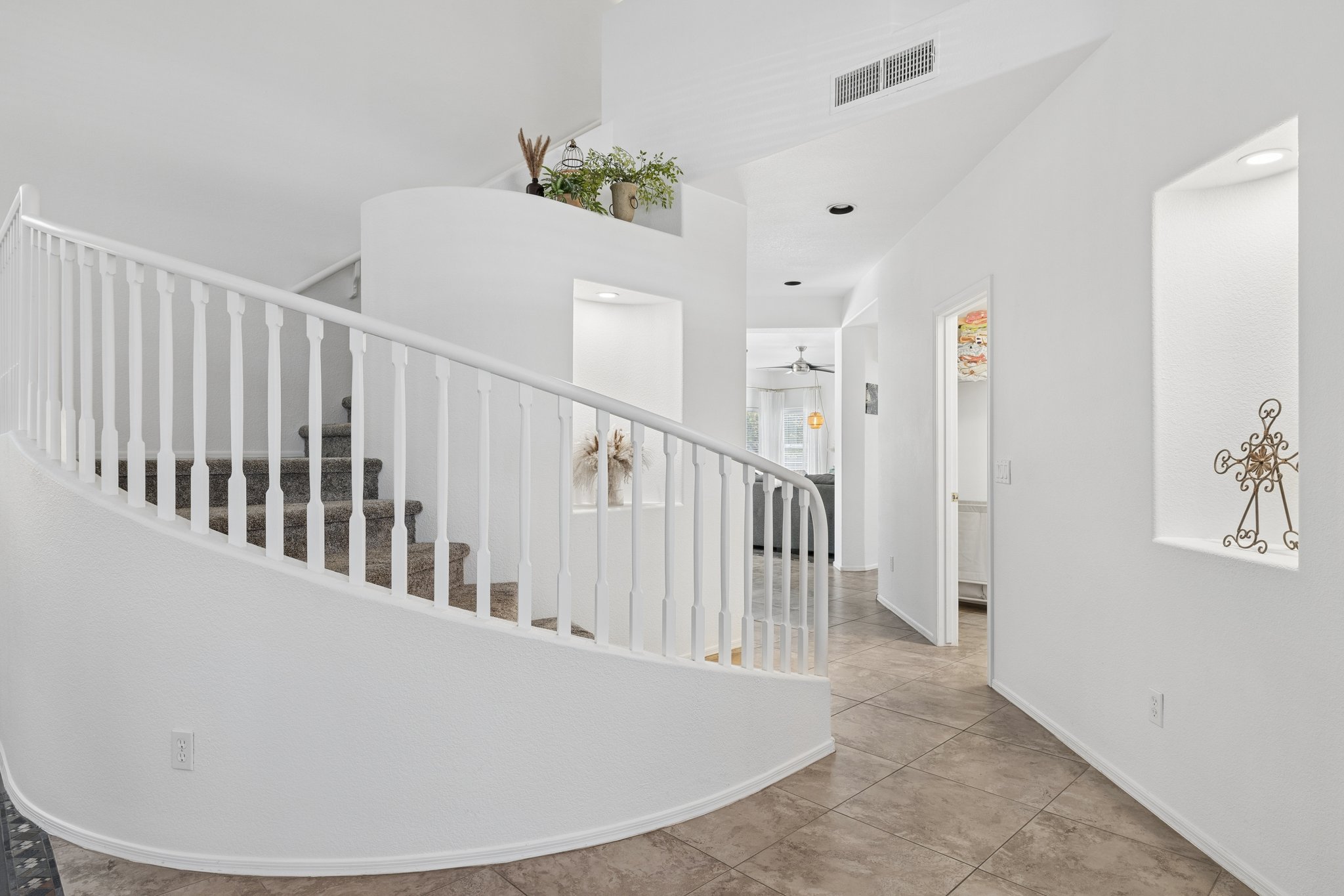 29007 N 45th Way - 035.jpg