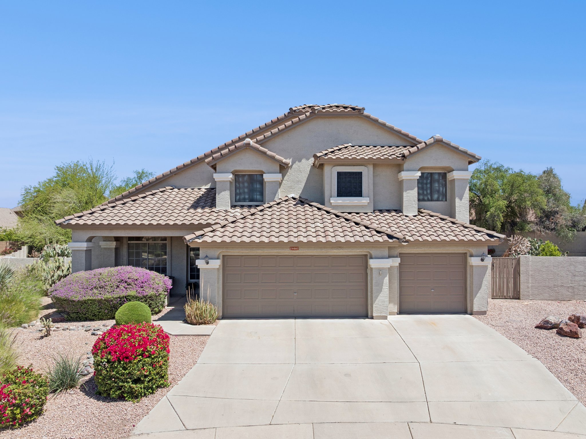 29007 N 45th Way - 017 (2).jpg