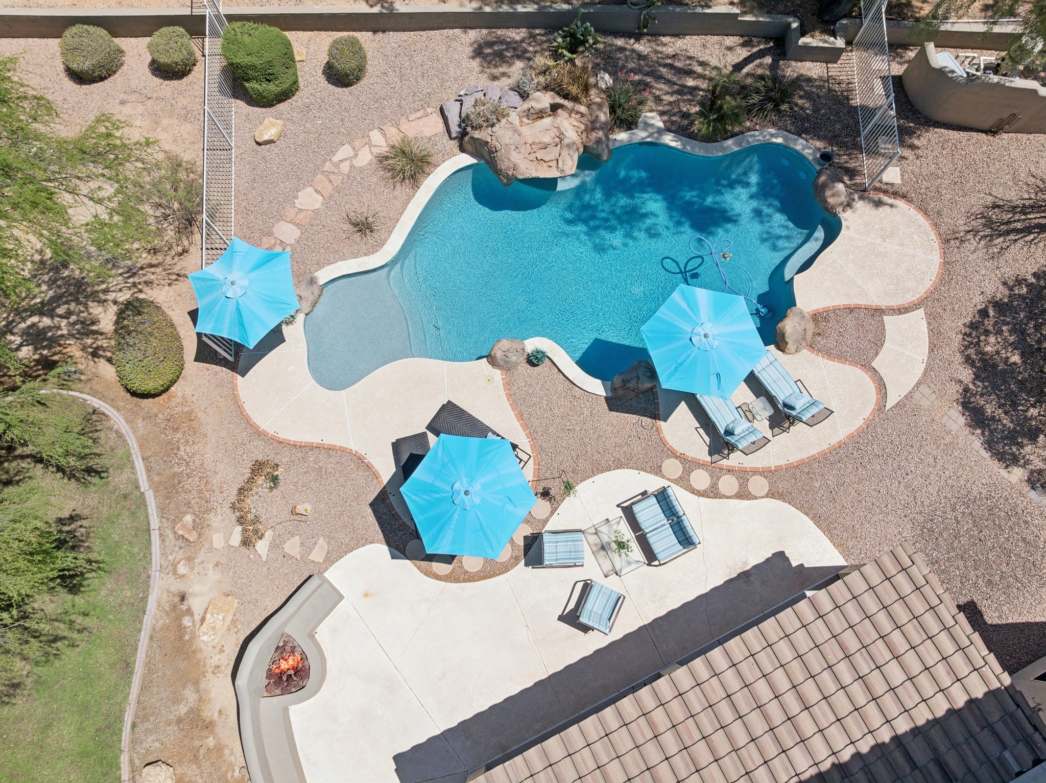 29007 N 45th Way - 020 (2).jpg