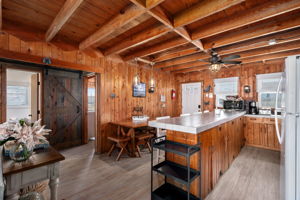 2901-NVDT-Kitchen-to-Dining