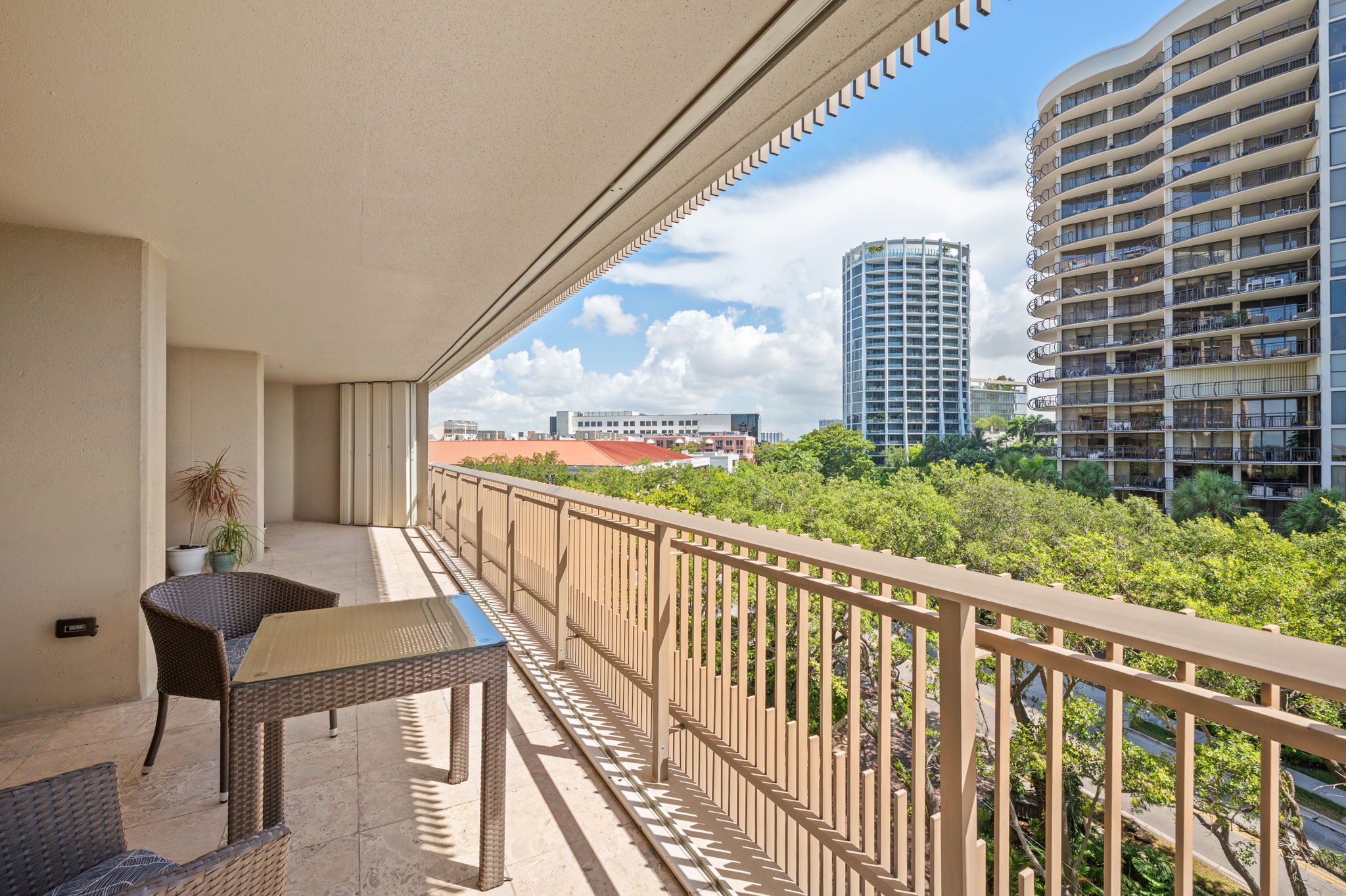 Balcony 450 square feet