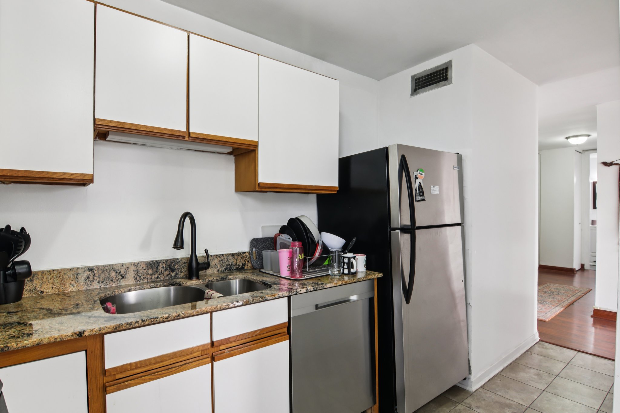 S Michigan Ave 505-S2703-014.jpg