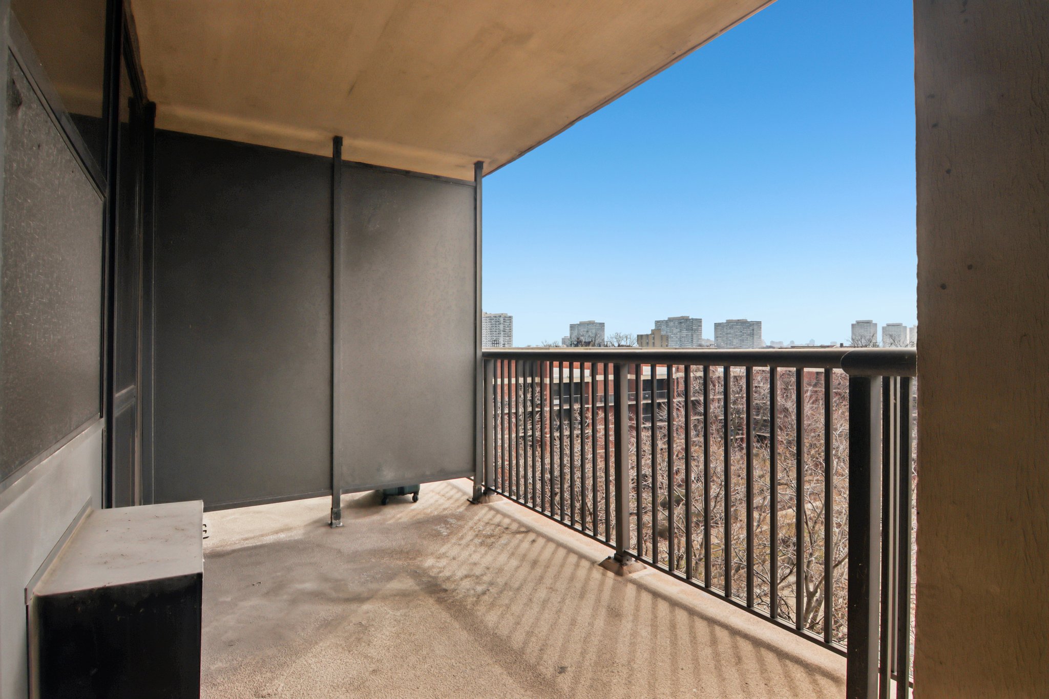 S Michigan Ave 505-S2703-024.jpg