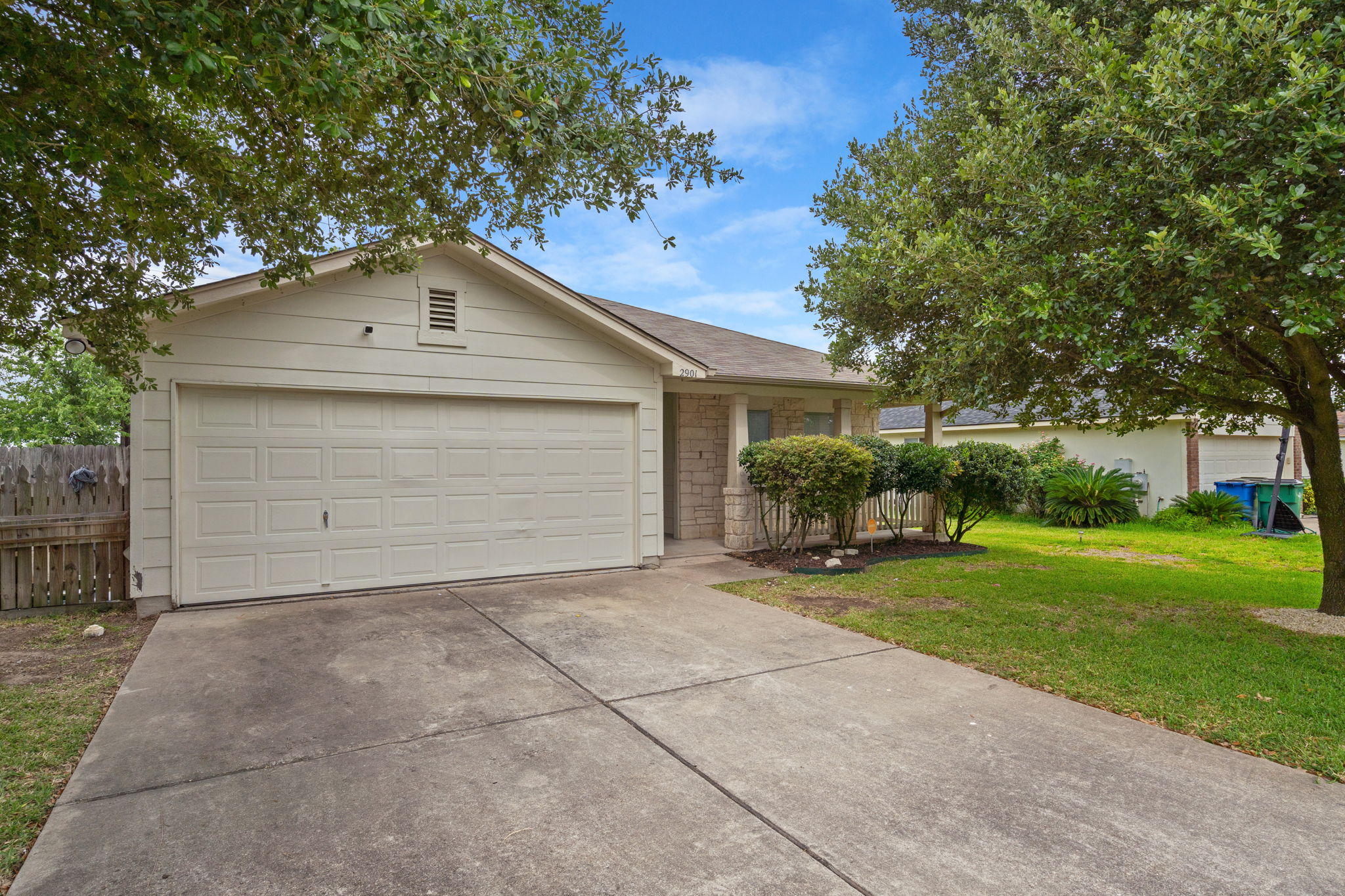  2901 Tyler Ln, Taylor, TX 76574, US Photo 4