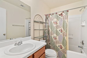  2901 Tyler Ln, Taylor, TX 76574, US Photo 31