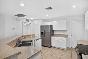 Kitchen 1 of 3
