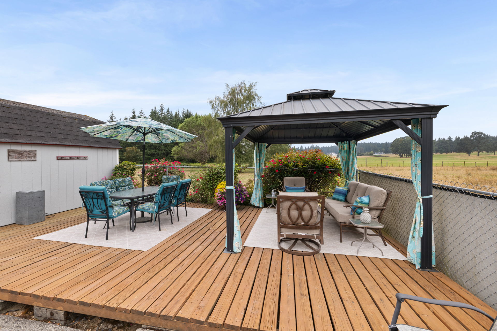  Photo 49