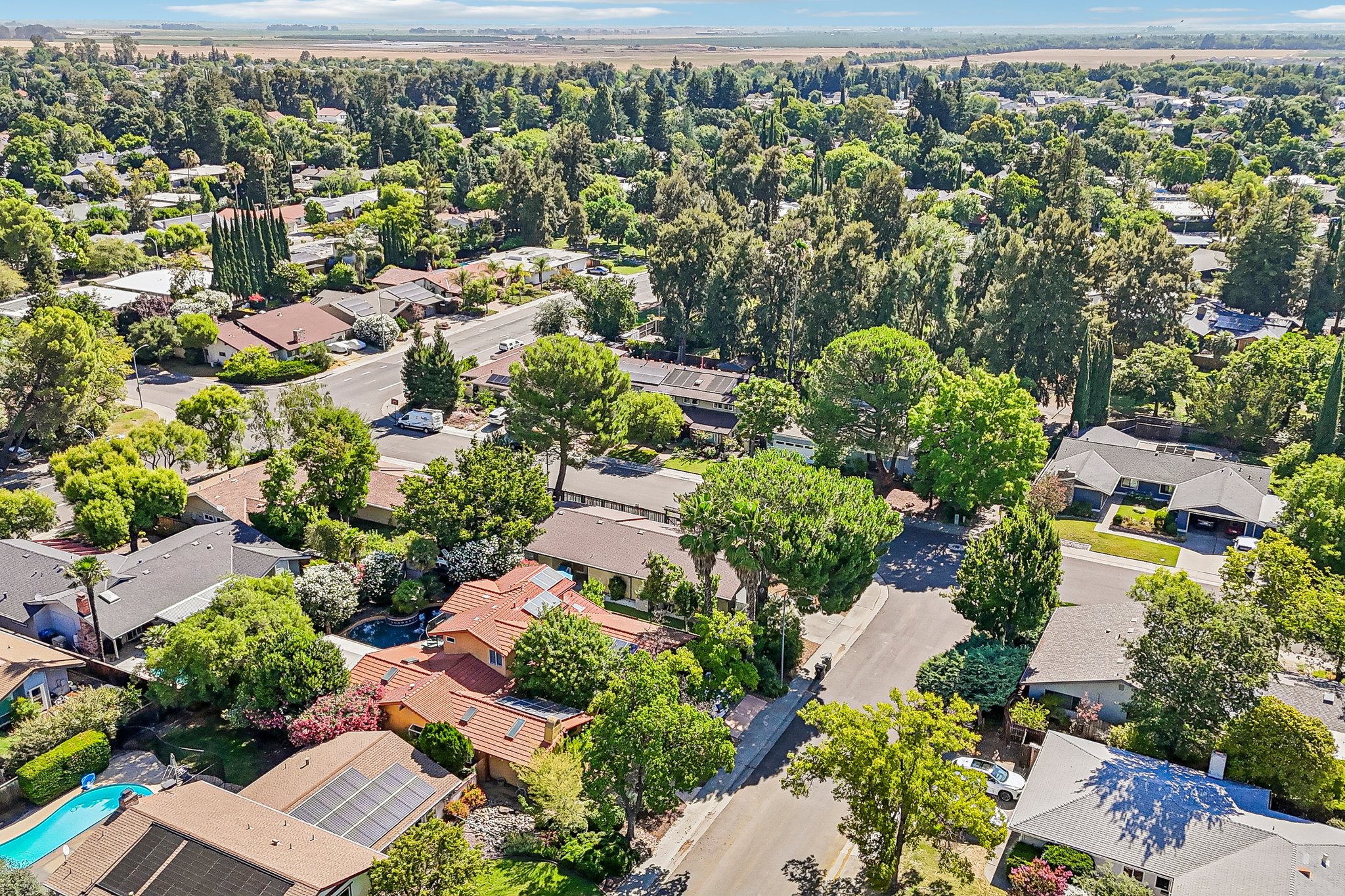 Corona Dr-S0407-039.jpg