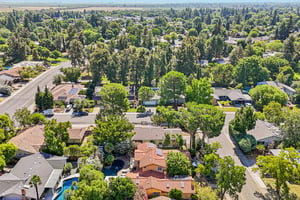 Corona Dr-S0407-038.jpg
