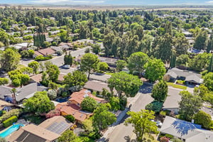 Corona Dr-S0407-039.jpg