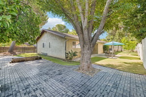 Corona Dr-S0407-029.jpg
