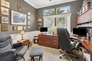 Bedroom 2/Office