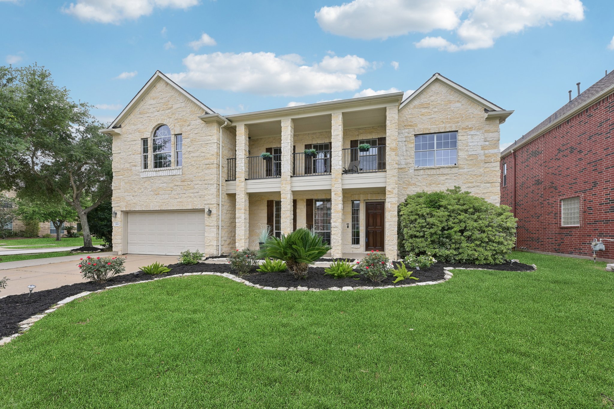 Longhorn Cir-L1804-004.jpg