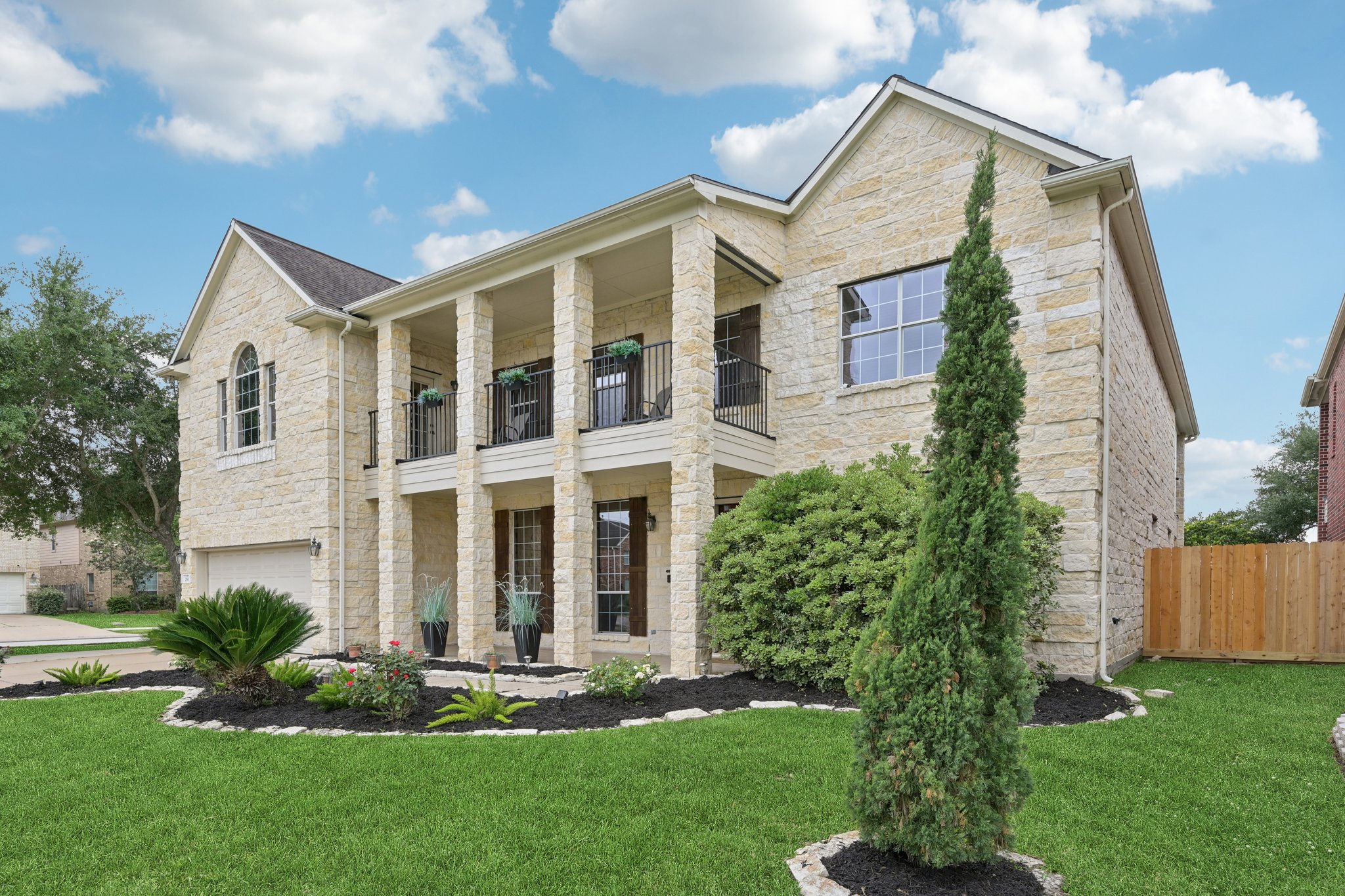 Longhorn Cir-L1804-006.jpg