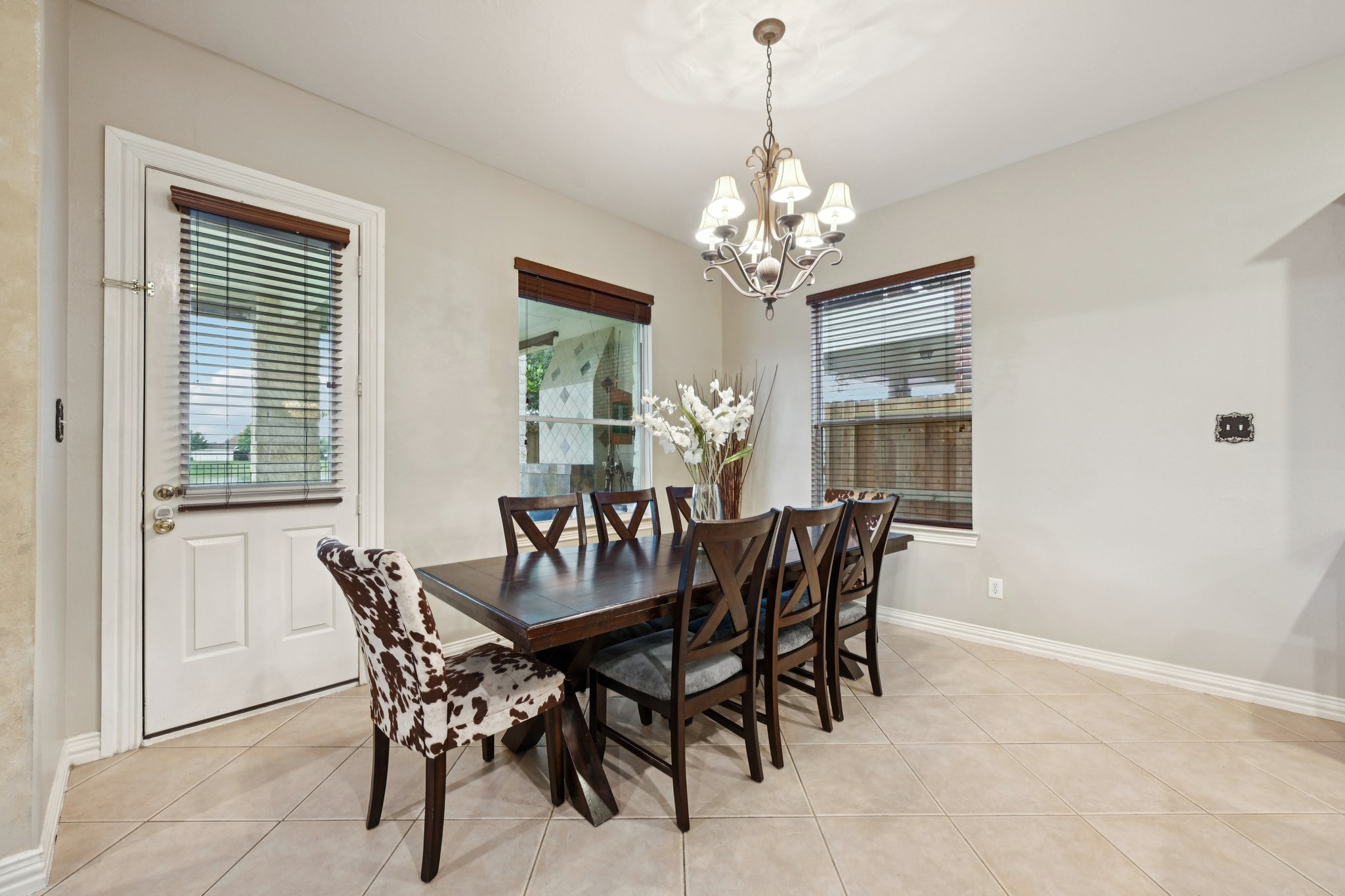 Longhorn Cir-L1804-015.jpg