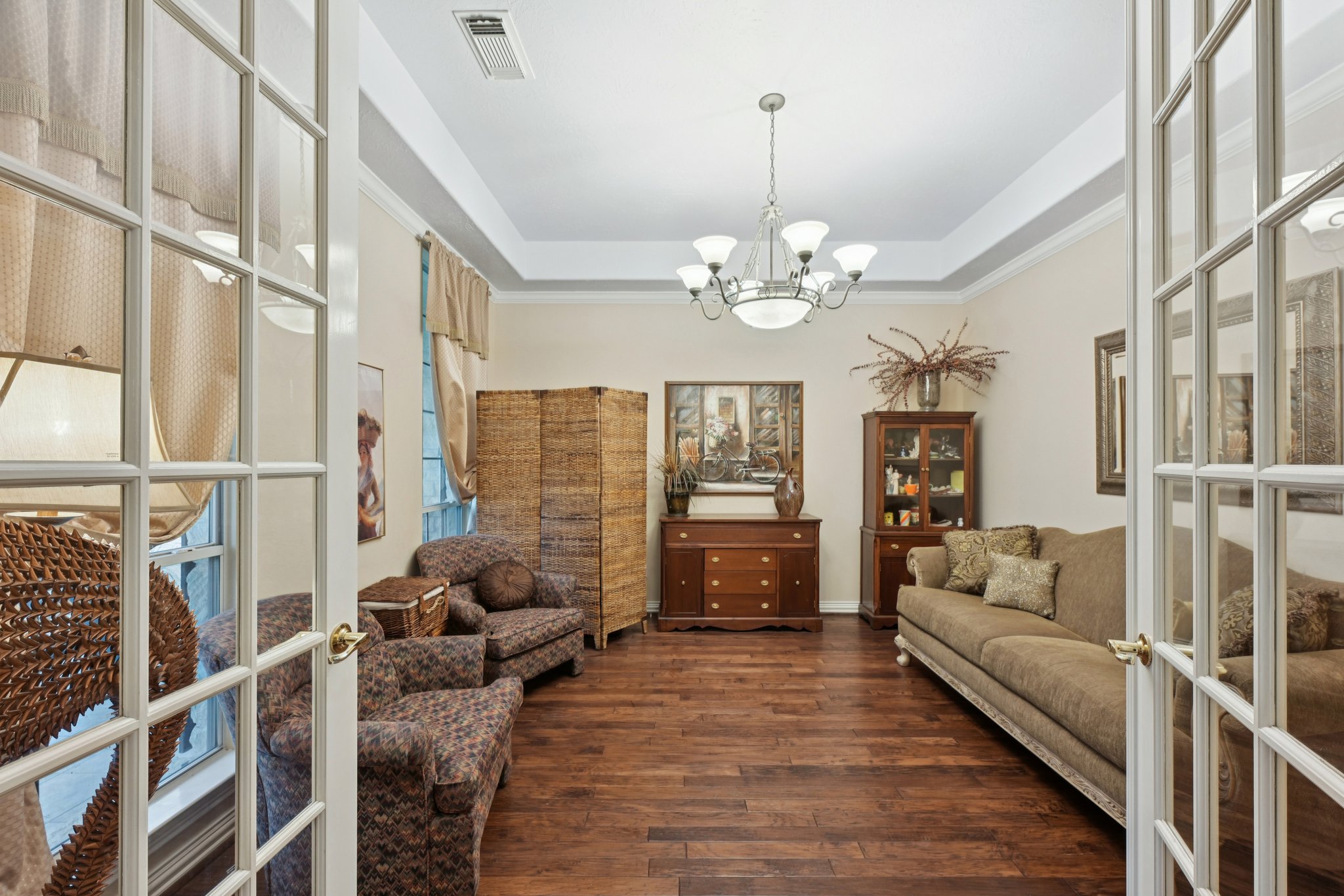 Longhorn Cir-L1804-018.jpg