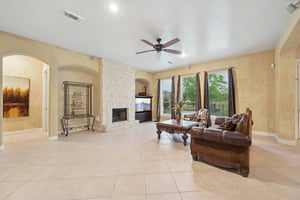 Longhorn Cir-L1804-010.jpg