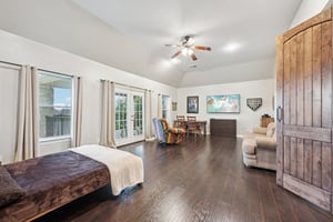 Longhorn Cir-L1804-034.jpg