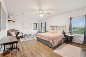 Longhorn Cir-L1804-037.jpg