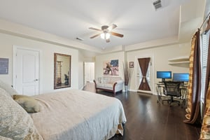 Longhorn Cir-L1804-039.jpg