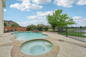 Longhorn Cir-L1804-046.jpg