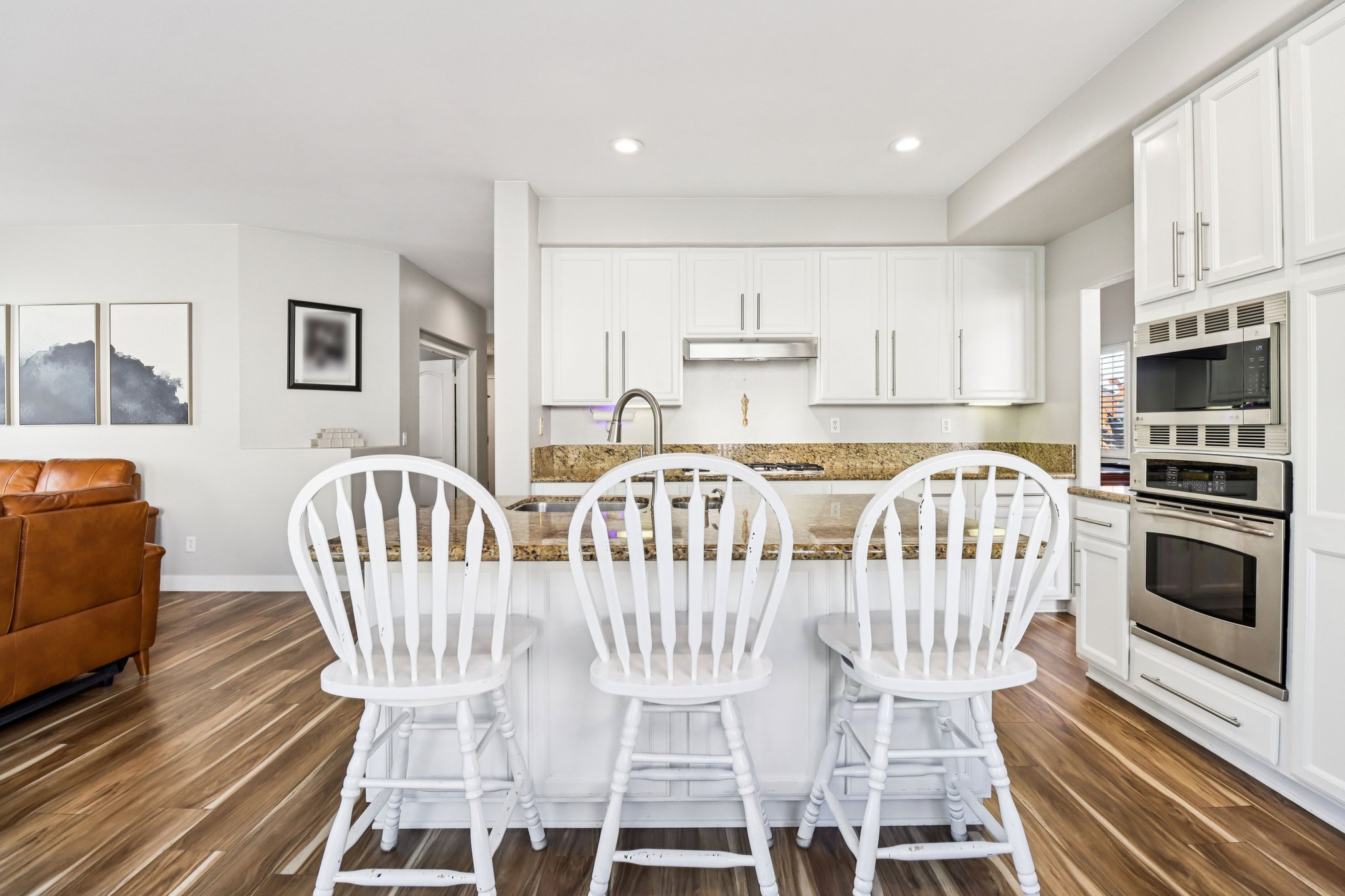 Avenida Valera-S2410-019.jpg