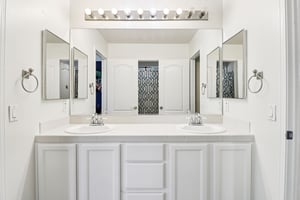 Avenida Valera-S2410-049.jpg