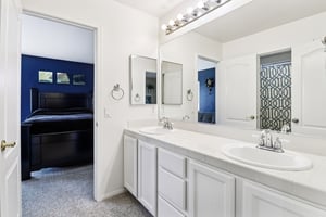 Avenida Valera-S2410-050.jpg