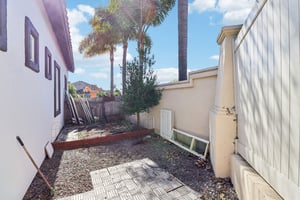 Avenida Valera-S2410-075.jpg