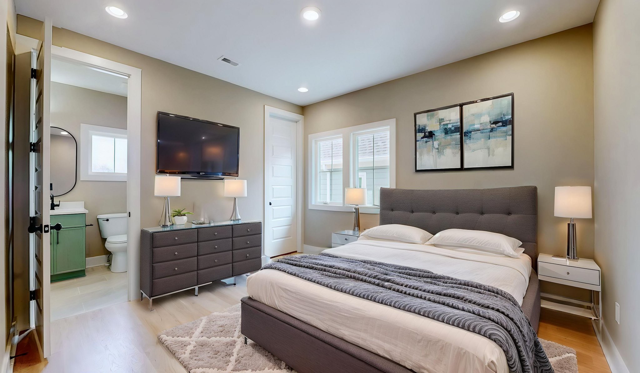 2904 Torbett St Nashville TN 37209-30 virtually staged.jpeg