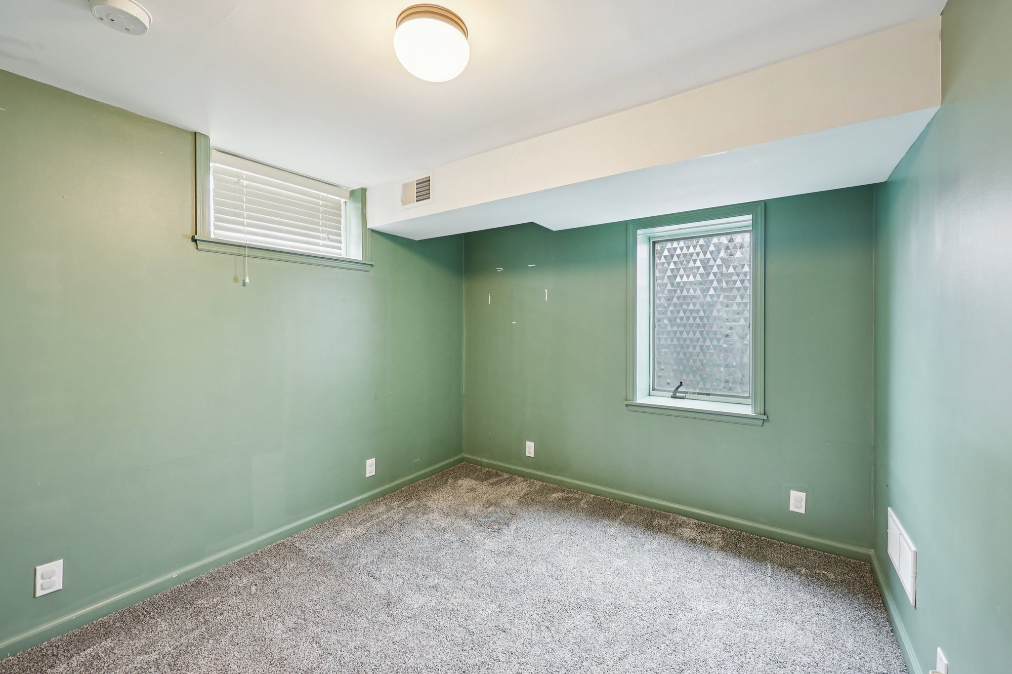 Webster Ave S-S0204-031.jpg