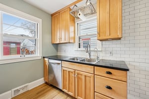 Webster Ave S-S0204-012.jpg