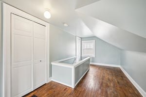 Webster Ave S-S0204-024.jpg