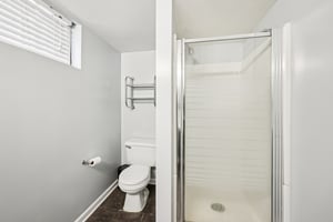 Webster Ave S-S0204-029.jpg