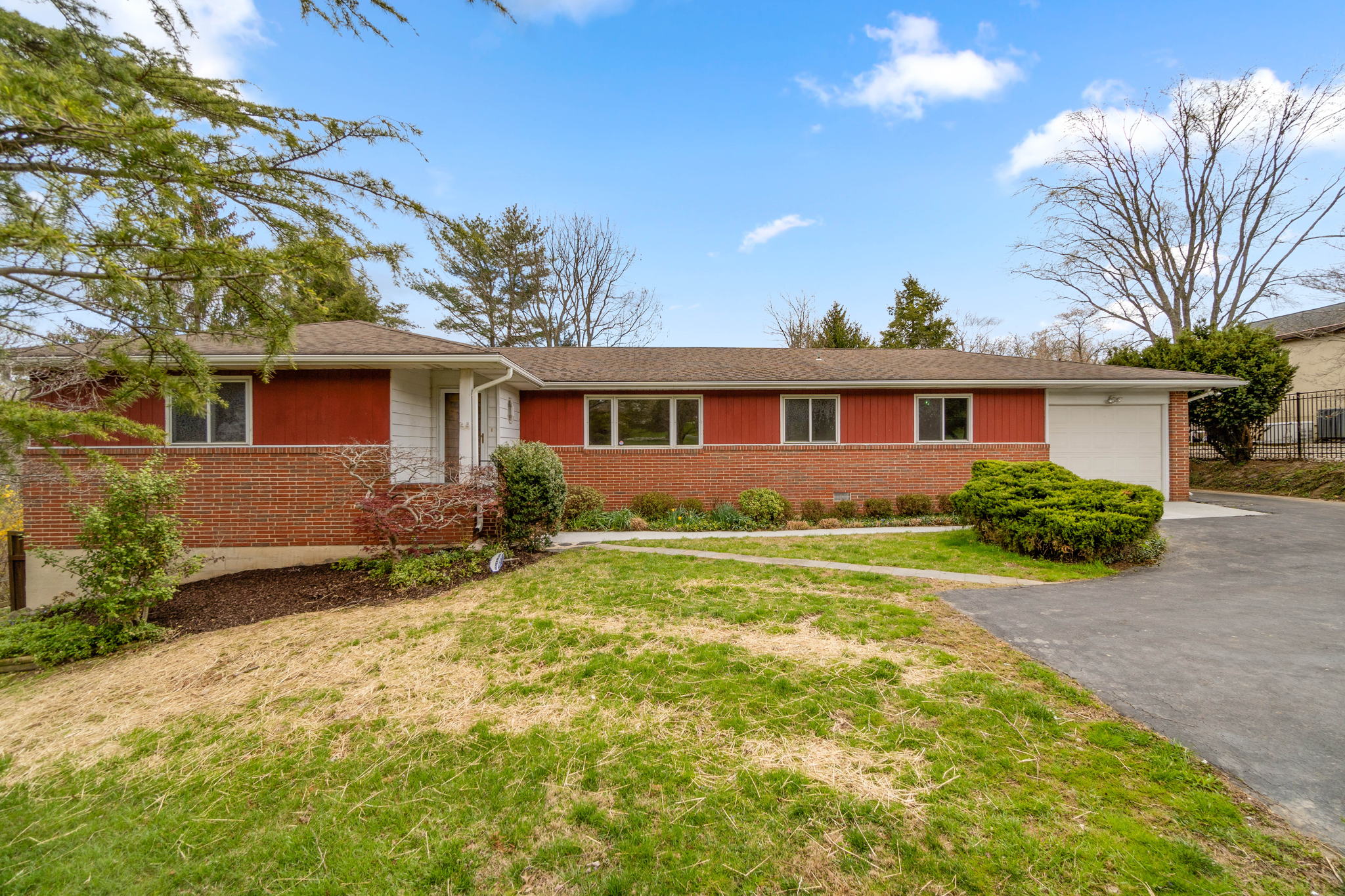 2905 Chestnut Hill Dr, Ellicott City, MD 21043, USA