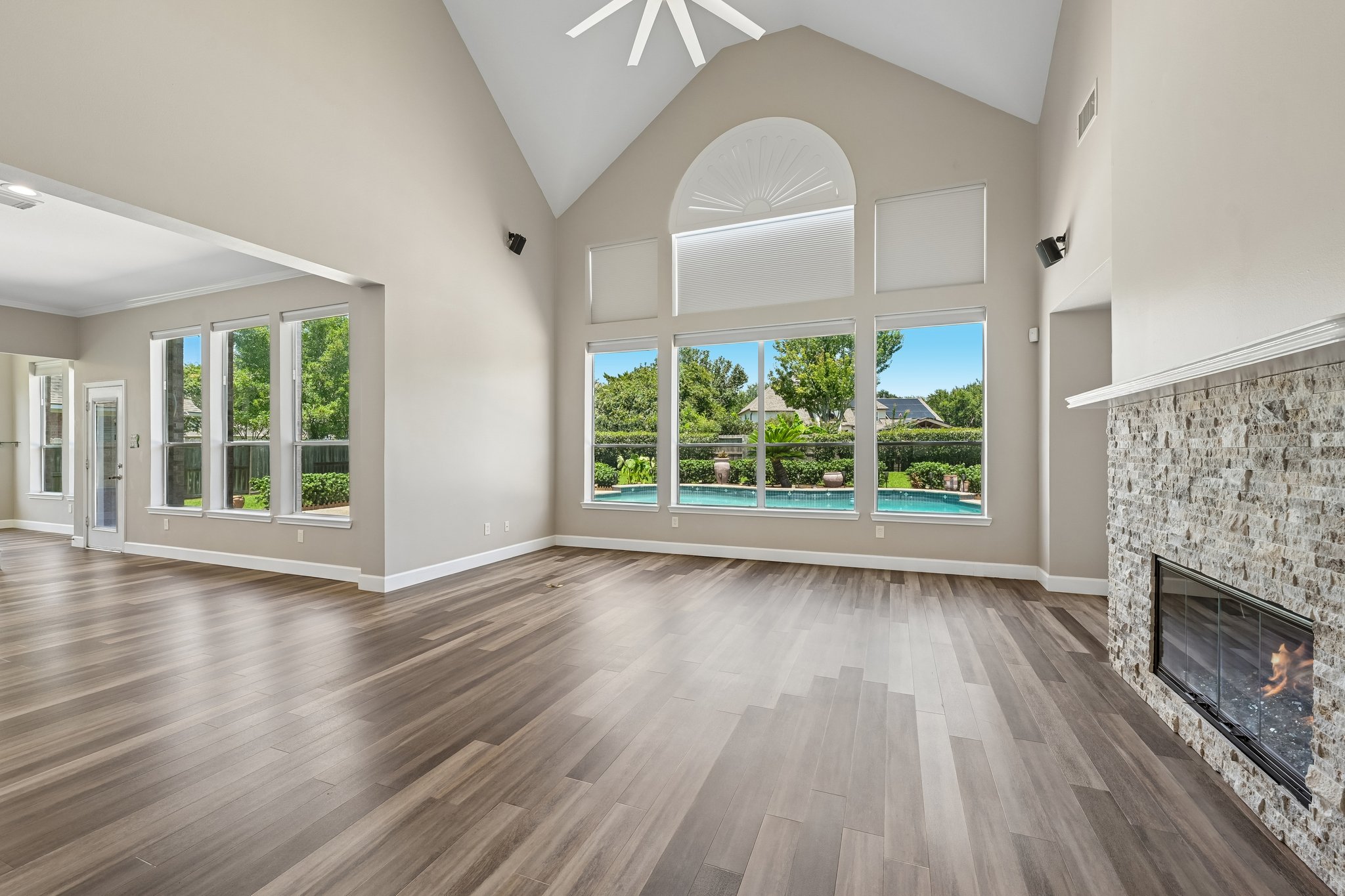 Harvest Hill Dr-S2107-014.jpg