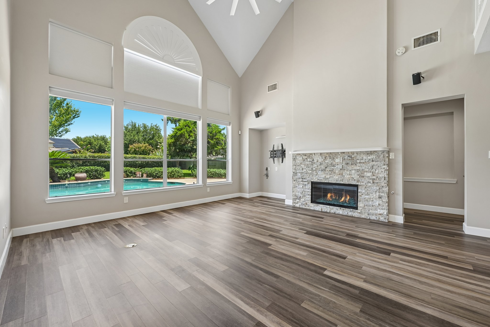 Harvest Hill Dr-S2107-015.jpg